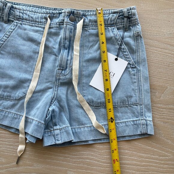 VICI Collection Westley Drawstring Denim Shorts in Light Wash - Picture 6 of 7